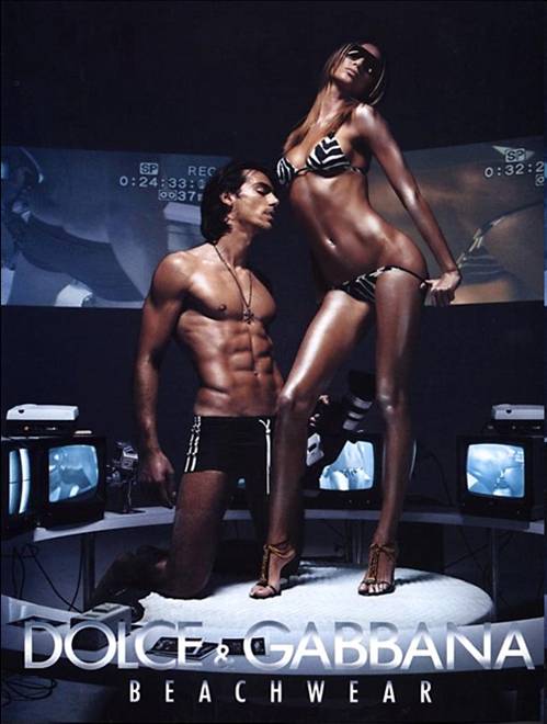 [El+erotismo+en+la+publicidad+-+Dolce+&+Gabbana+beachwear.jpg]
