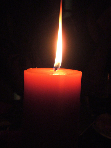 [candle.jpg]