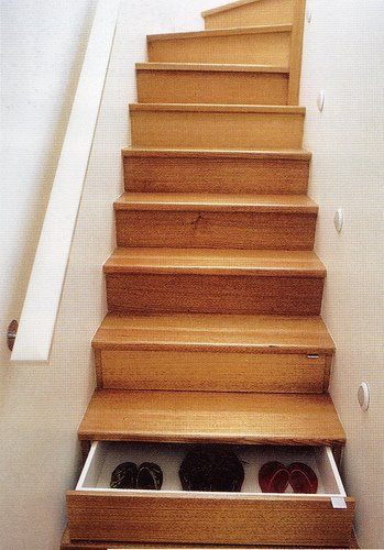 [storage-staircase.jpg]