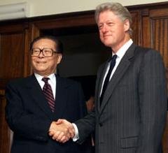 [071128-china-clinton-handshake.jpg]