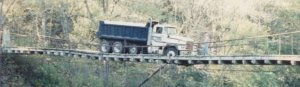 [080411-wll-truck-on-bridge.jpg]