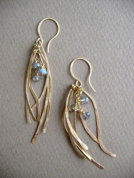 [jewelry+-+pretty+gold+filled+and+labradorite+sea+grass+earrings+by+kateszabone.jpg]