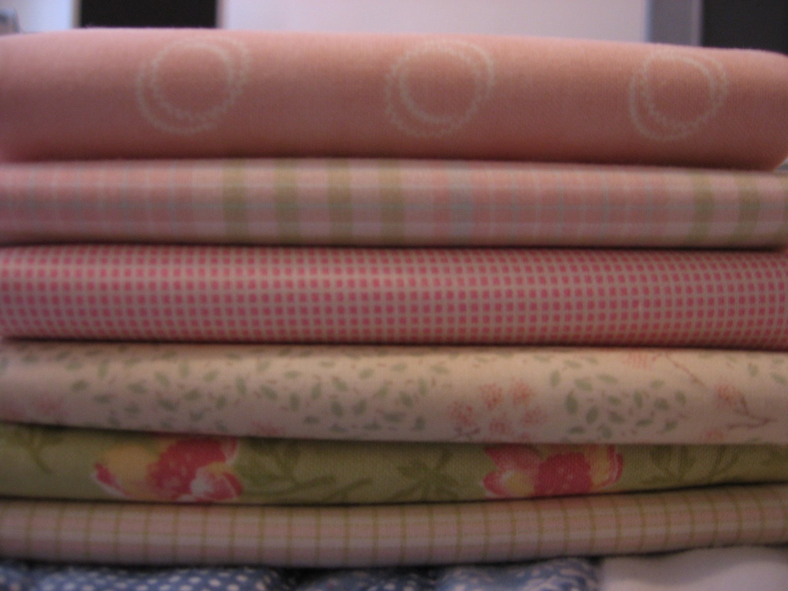 [baby+girl+quilt+fabrics.JPG]