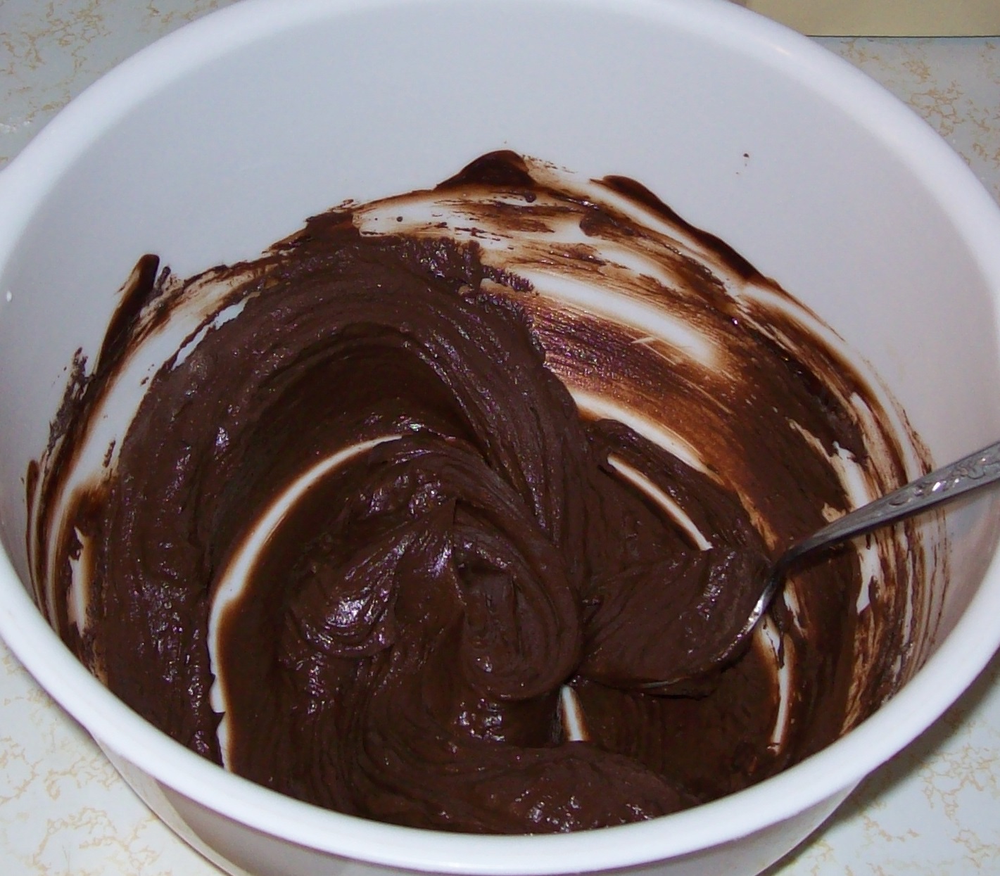 [fudge+6+milk+chocolate.jpg]