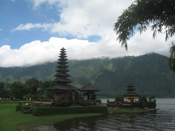 [Bali+240.jpg]