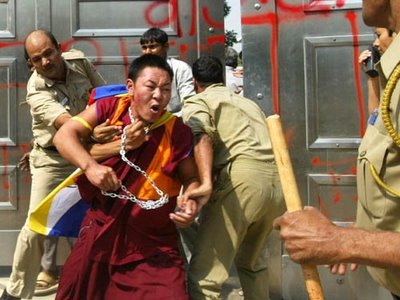 [INDIA-TIBET-PROTEST.jpg]