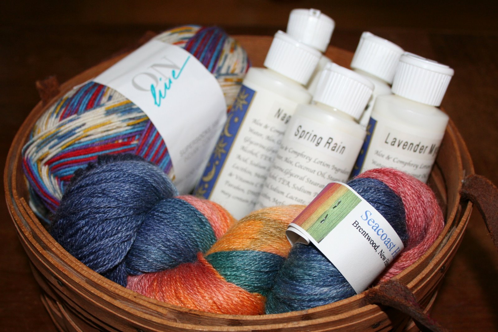 [lotions+yarn+from+Ronni.JPG]