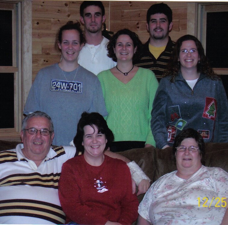 [Family+pic+2006.bmp]