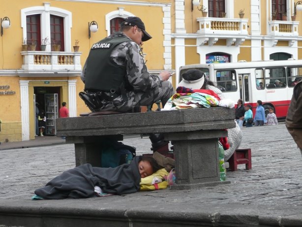 [clarafotos.Quito.Equador.JPG]