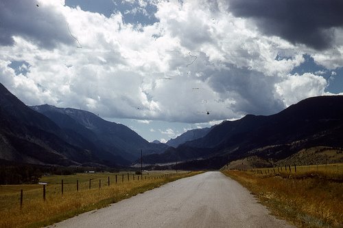 [road+to+mountains.jpg]