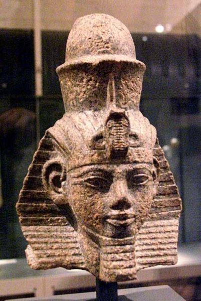 [401px-AmenhotepIII.jpg]