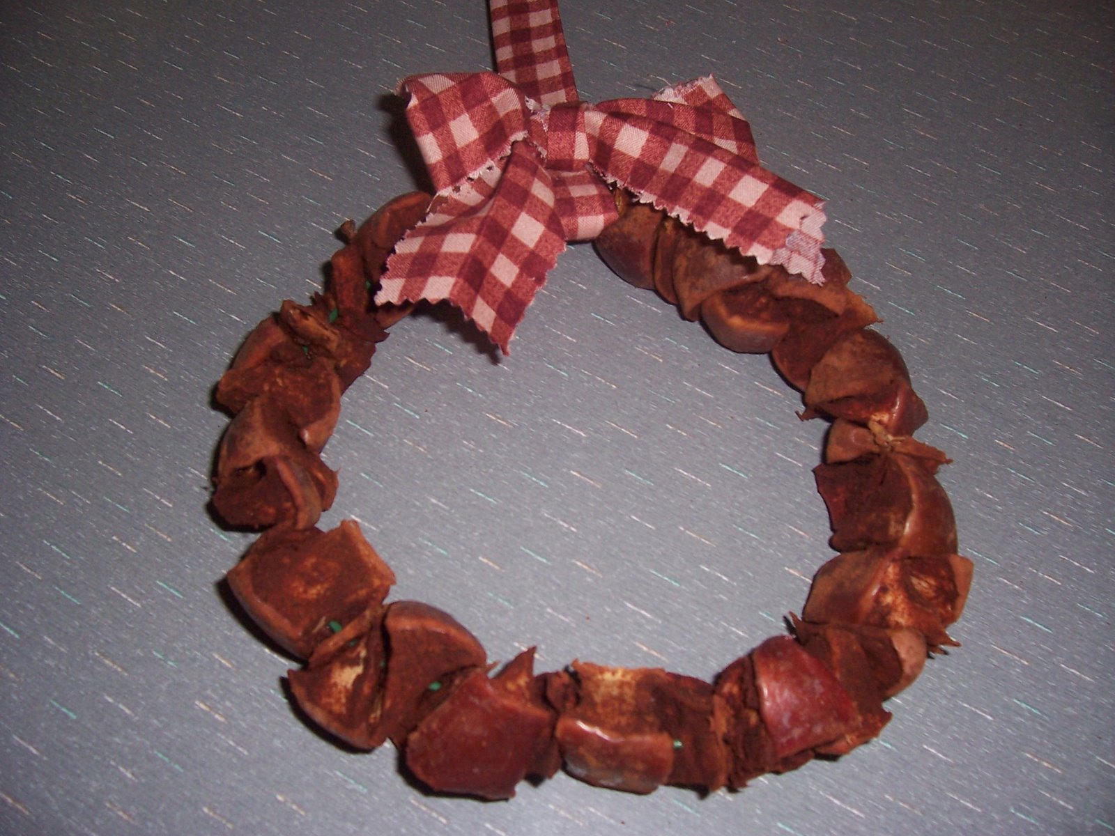 [Dried+Cinnamon+Apple+Wreath+006.jpg]