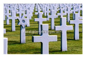 [BN2559_3~Star-of-David-and-Crucifixes-in-American-Cemetery-Omaha-Beach-France-Posters.jpg]