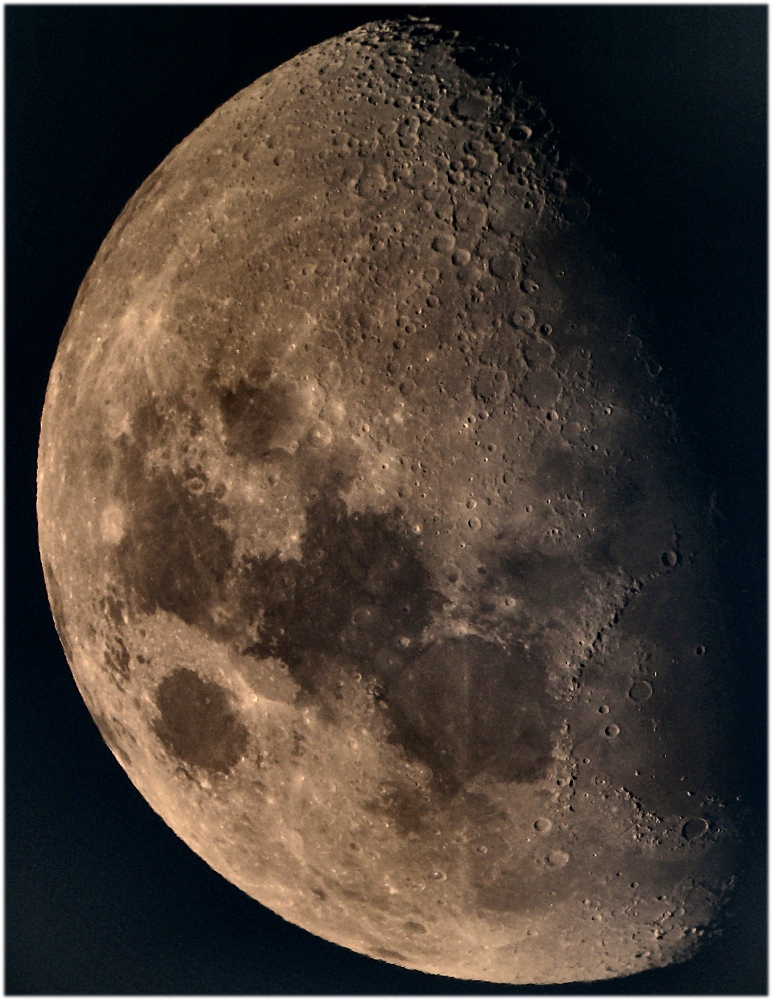 [moon-250507.jpg]