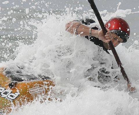 [Mundaka-Kayak-Surf-Txapelketa-07-2007042119010301hg2.jpg]