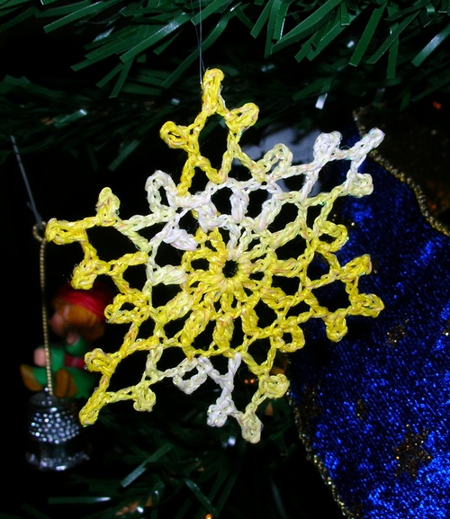 [ornament2007-02.jpg]