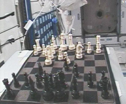 [160328main_exp17_chess_match.jpg]