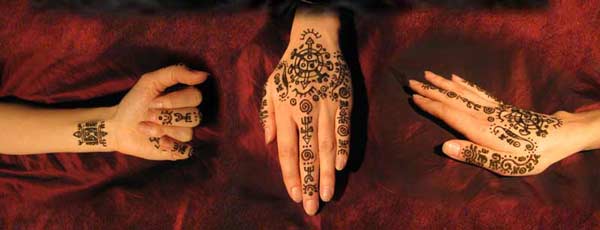 [Henna-PaintingsHand.jpg]