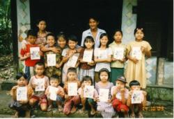 [997_pic_Myanmar_Bible_Clubs.jpg]