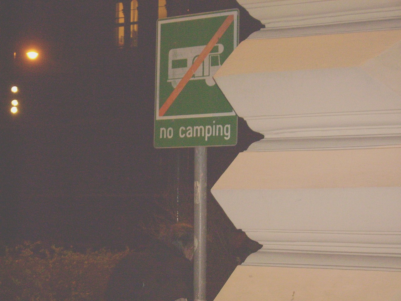 [no+camping.jpg]