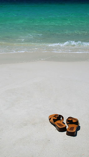 [sandals+on+the+beach.jpg]