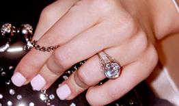 Christina Aguilera Diamond Ring