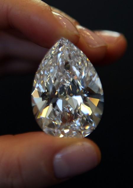 D-color Pear-shaped Flawless Diamond