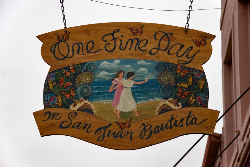 [sjb_24-one_fine_day_sign.preview.jpg]