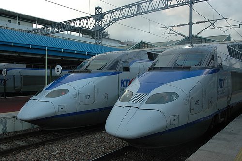 [Korean+Train+Express+(KTX).jpg]
