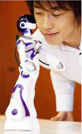 [EMA+Robot.jpg]
