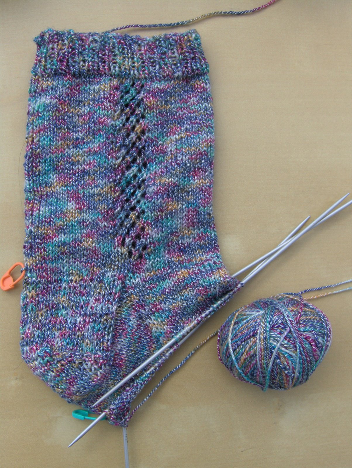 [sock+knitting+012.jpg]