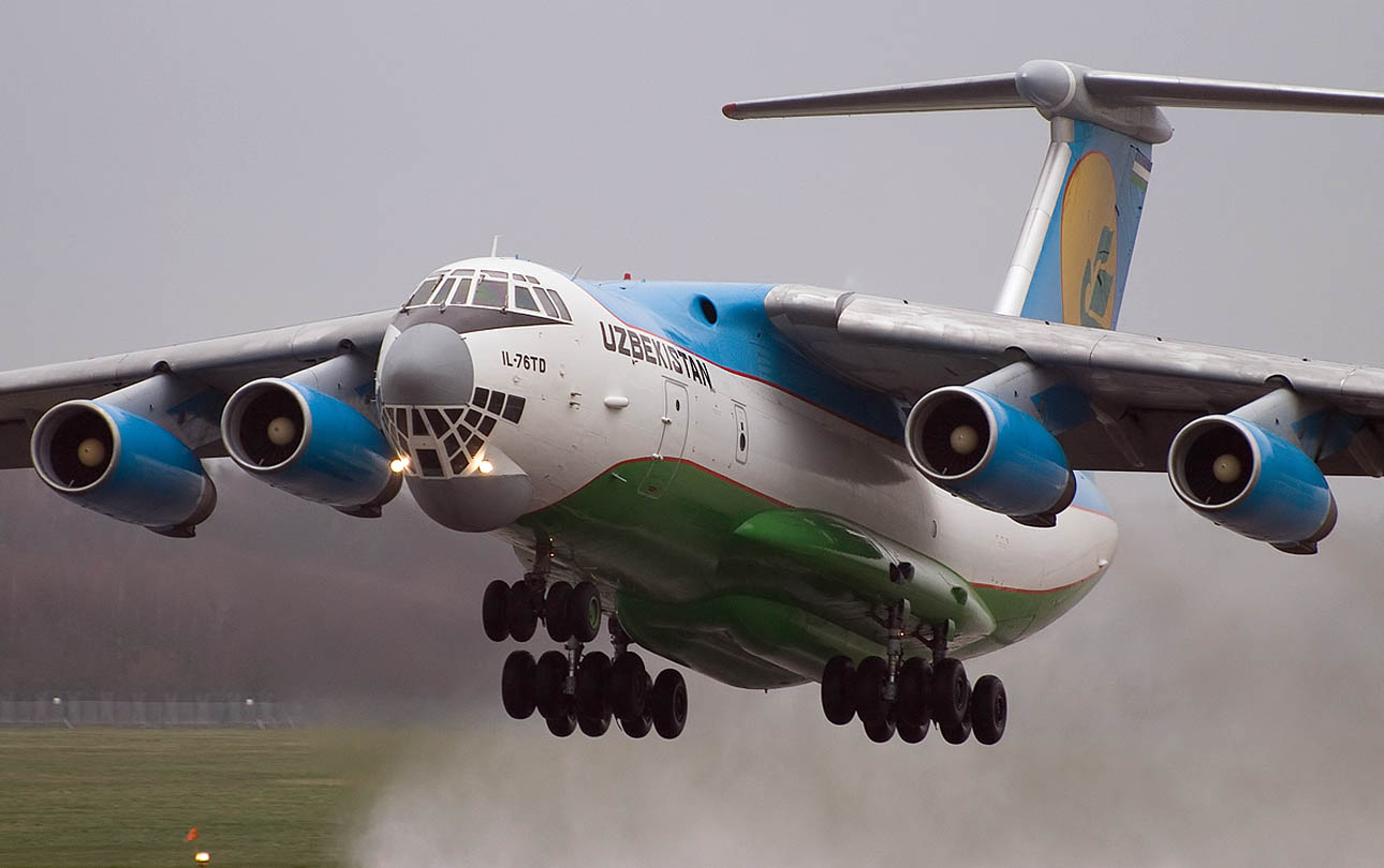 [Il-76(02).jpg]