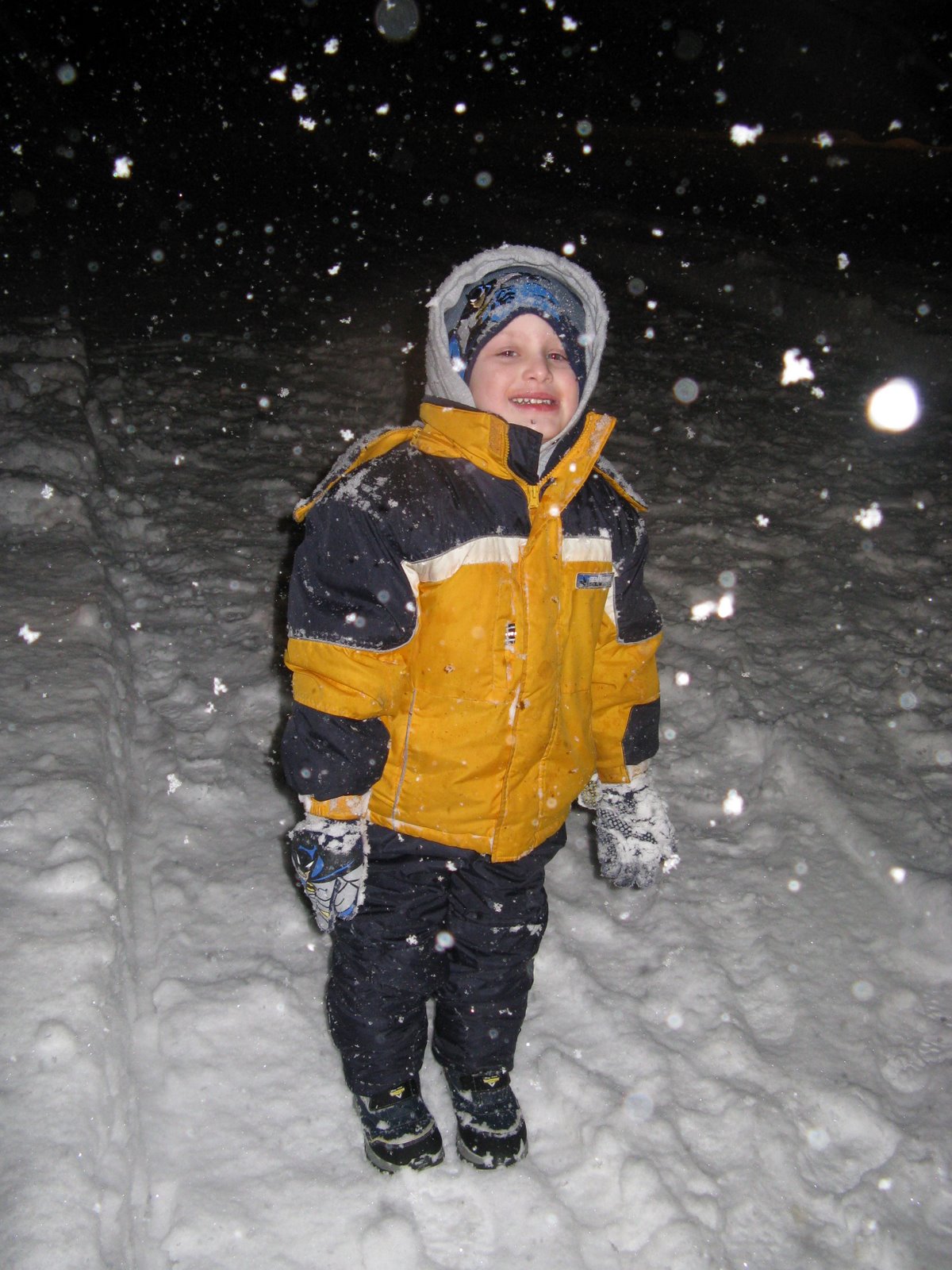 [Big+Snow+Feb+2008+(3).jpg]