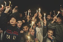 [arab+kids+candles.jpg]