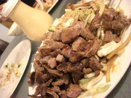 [Hirano's_Teriyaki+Steak+and+Yakinuku+Steak+combo.jpg]