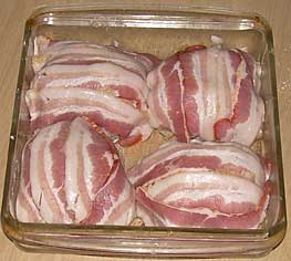 [bacon-wrapped-chicken.jpg]