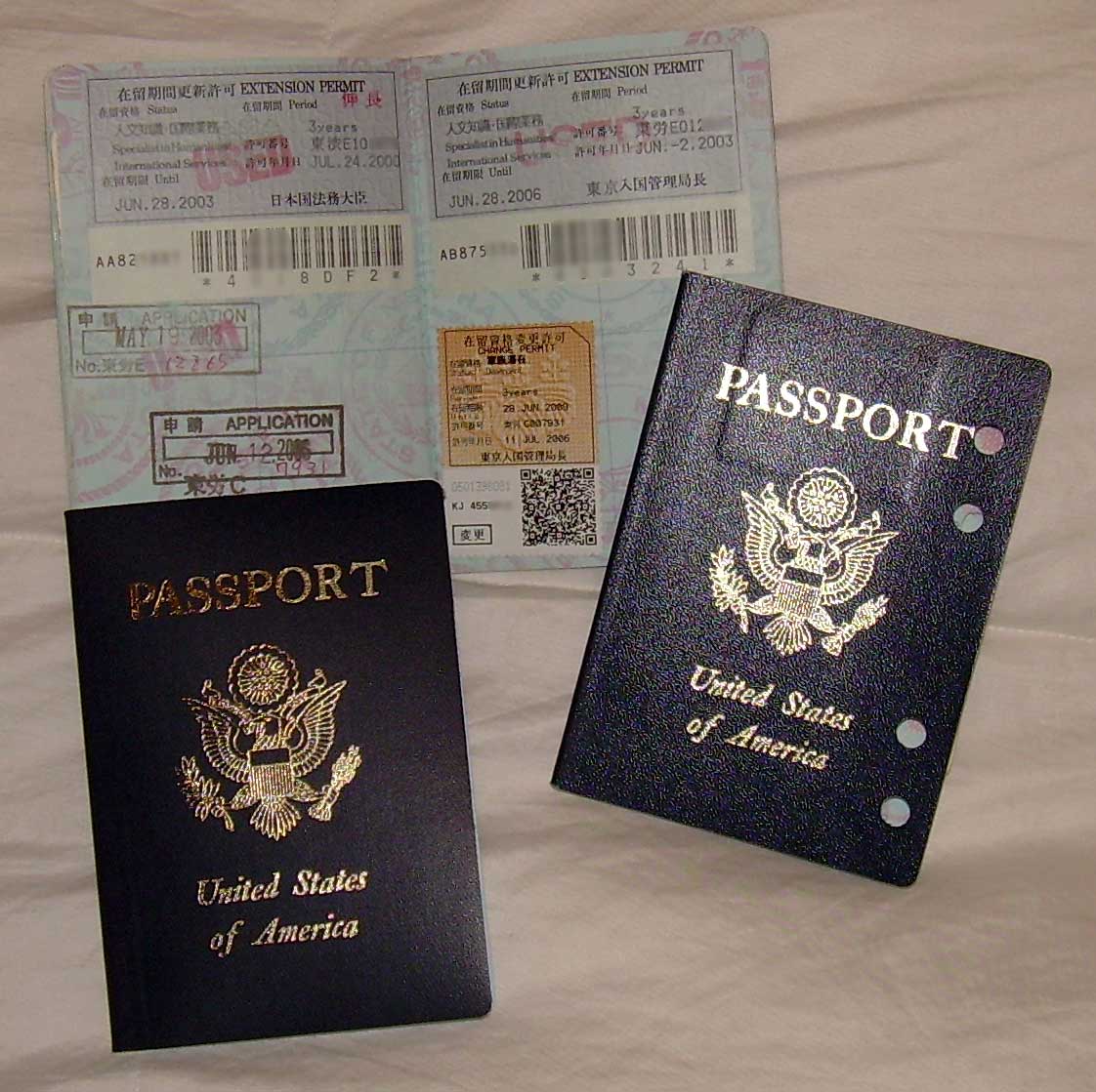 [new-passport-visa.jpg]