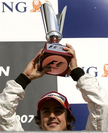 [Alonso_BEL2007_podio.jpg]