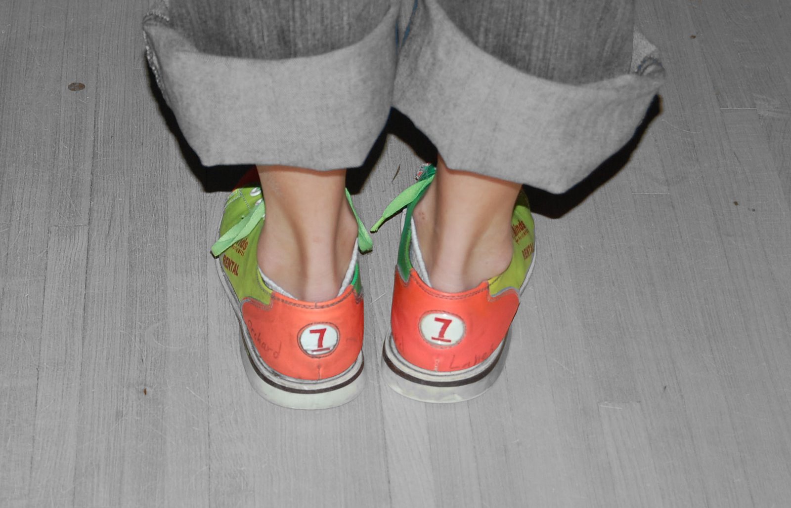 [carlee+shoes.jpg]