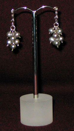 [Silver+Pearl+Cluster+earrings.jpg]