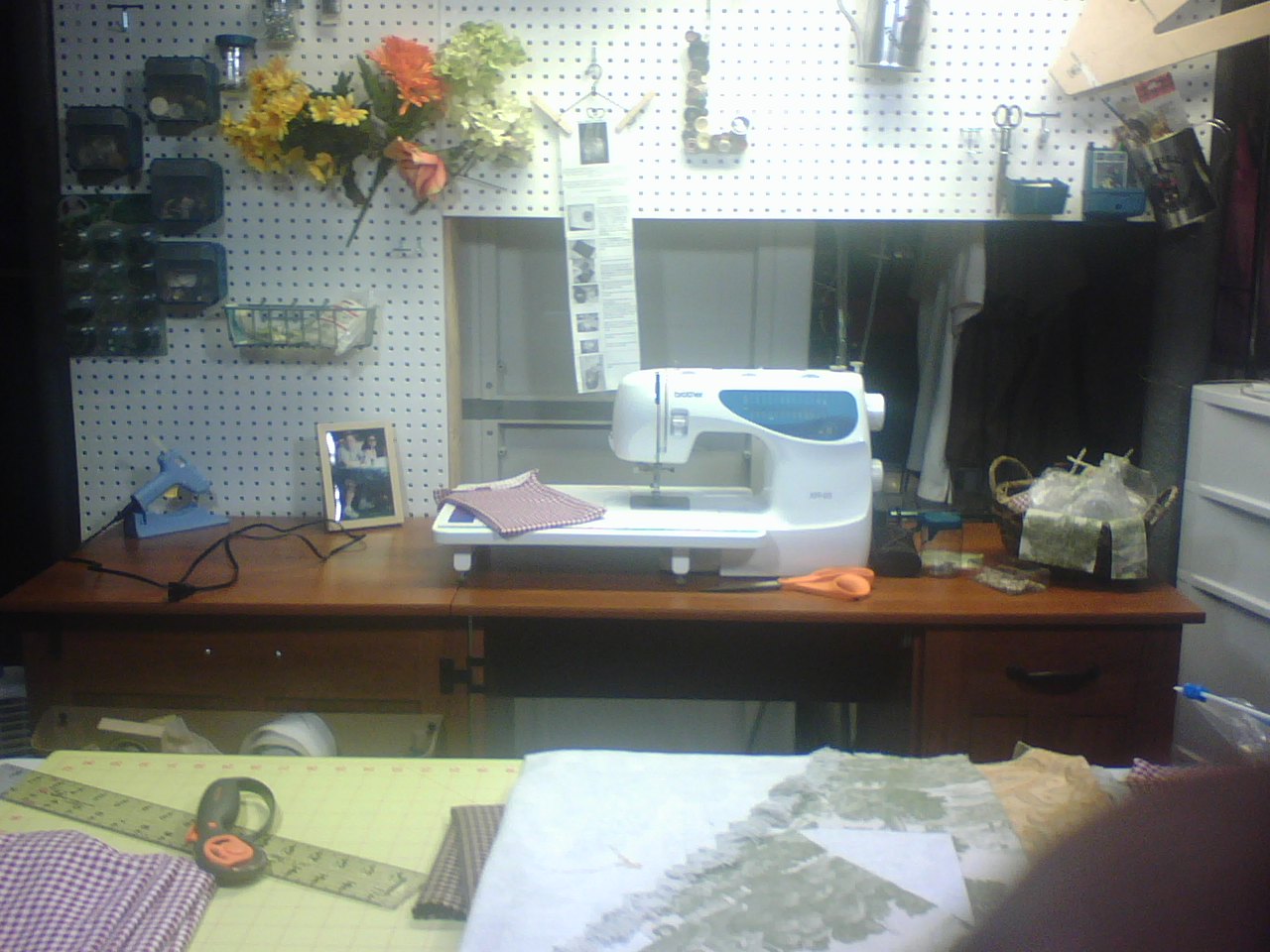 [sewing+room.jpg]