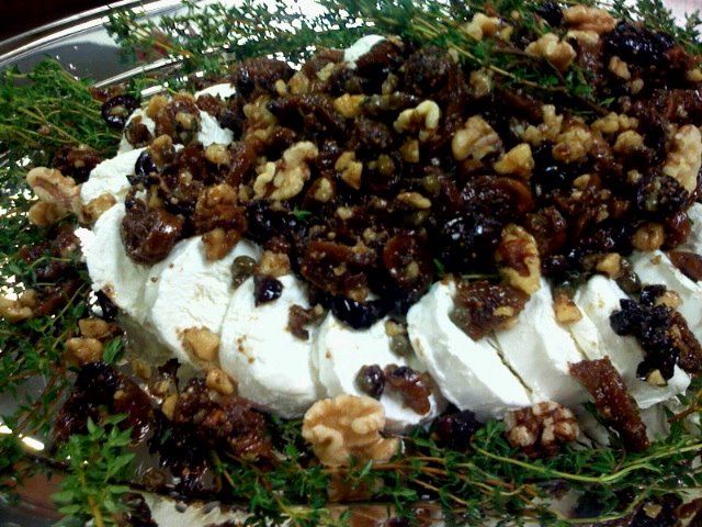 [fig+kalamata+olive+walnut+tapenade+goat+cheese.bmp]