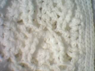 [Short+and+sweet+crochet+shrug+close+up+of+stitch.JPG]