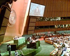 [239px-General_Assembly_of_the_United_Nations.jpg]