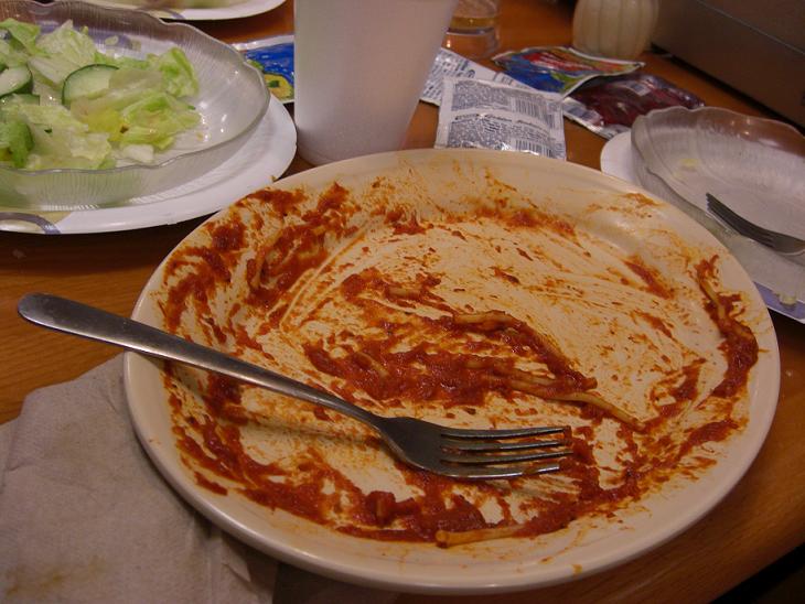 [spaghetti+eaten.jpgsmall.jpg]