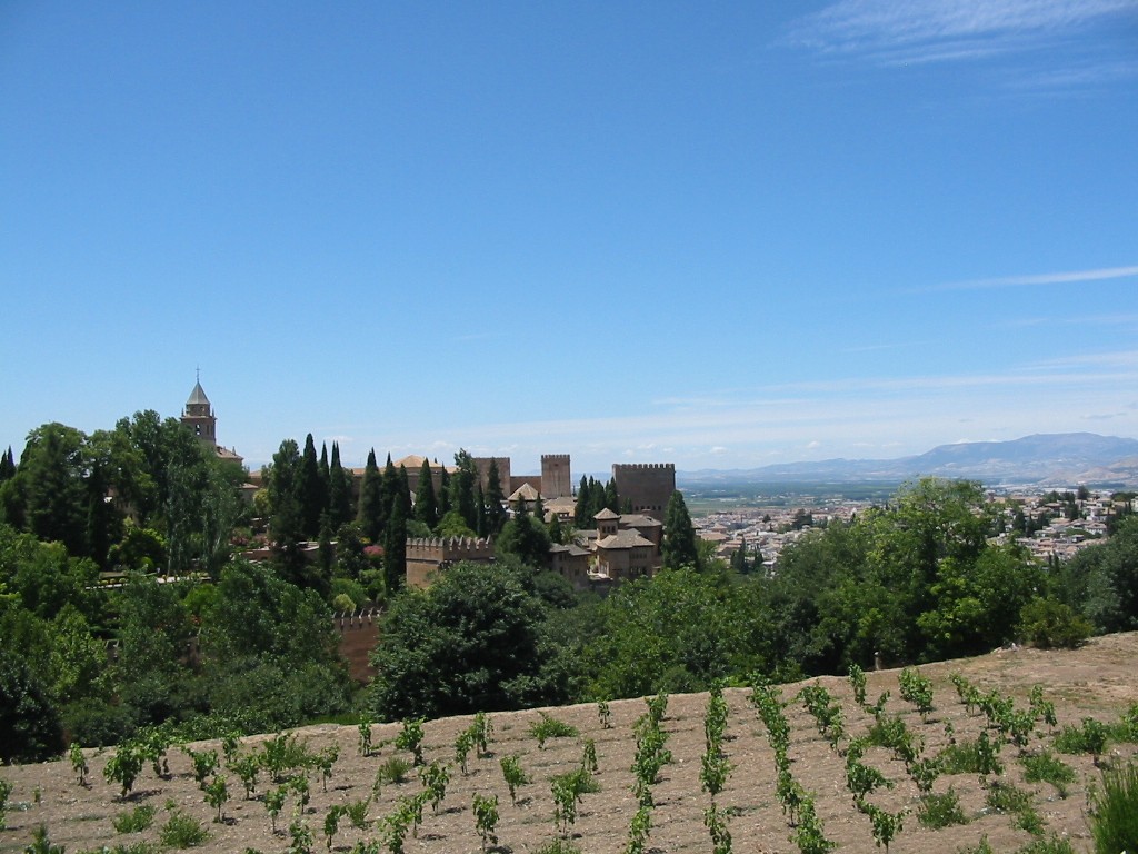 [Granada+-+Blick+auf+die+Alhambra+vom+Generalife+aus.jpg]