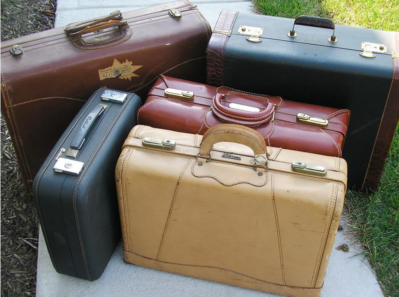 [luggage.jpg]