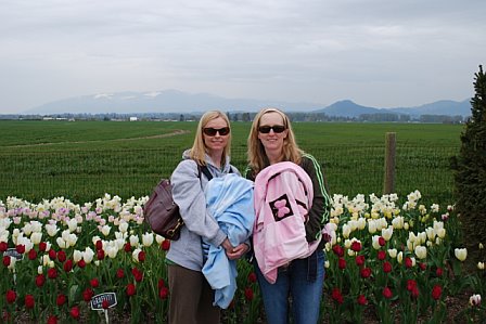 [Stef+Mel+and+babies+at+tulips.jpg]