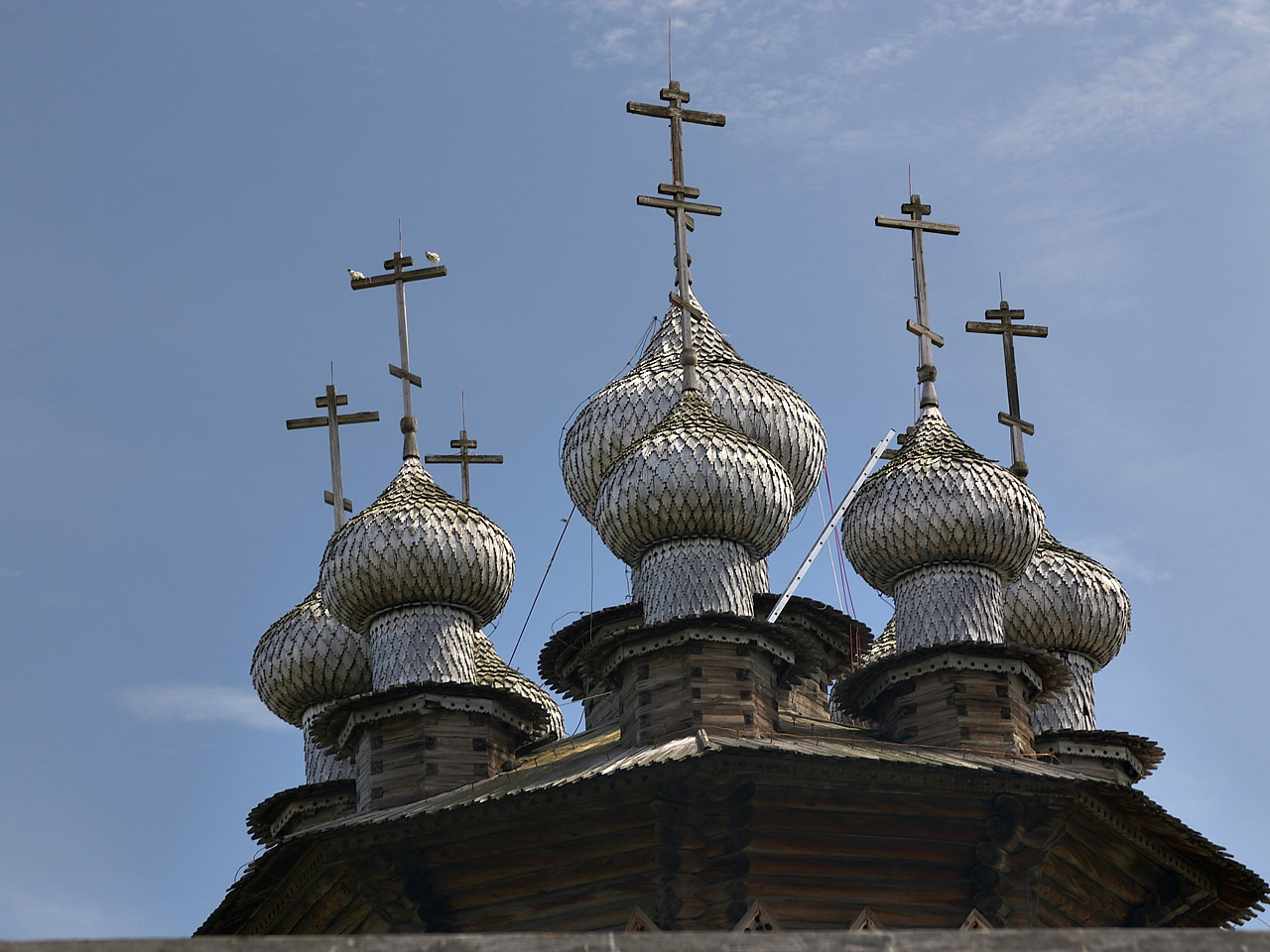 [russia-church-cross-cupola.jpg]