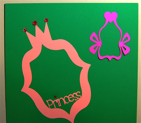 [Princess+and+heart+bow+frame+relative+size.jpg]